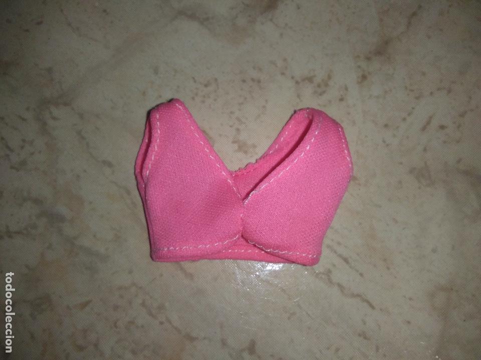 Mu&ntilde;ecas modernas: Camisa de mu&ntilde;eca bratz - Foto 2