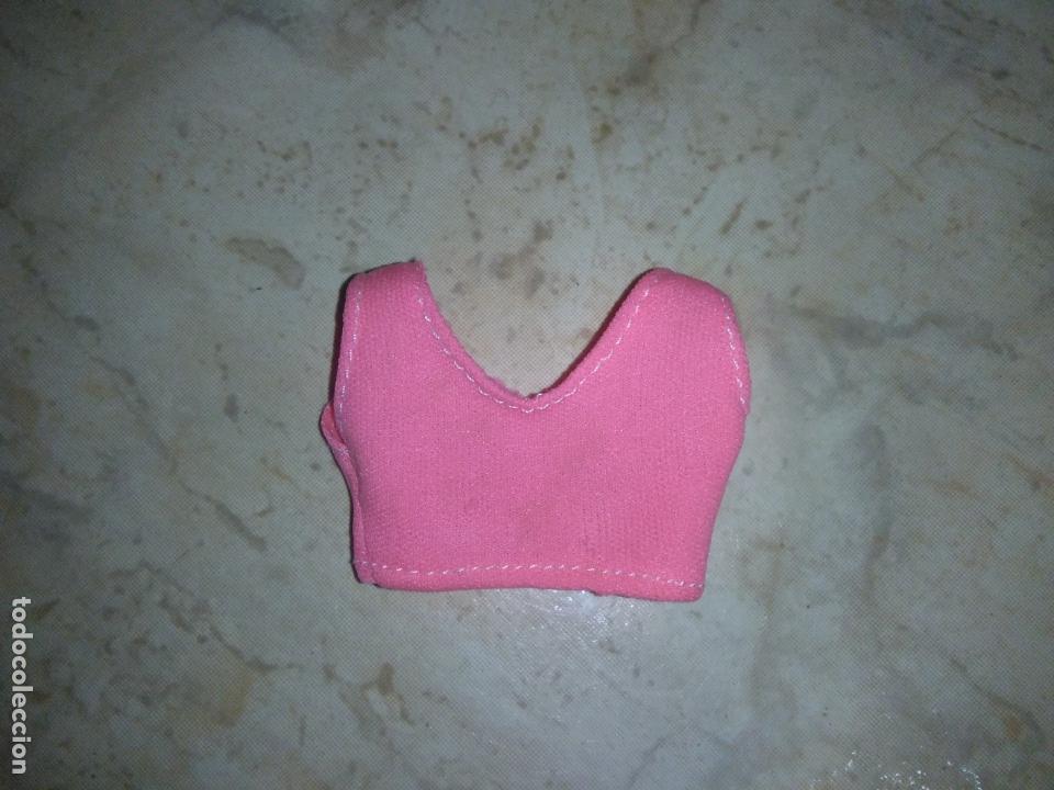 Mu&ntilde;ecas modernas: Camisa de mu&ntilde;eca bratz - Foto 1