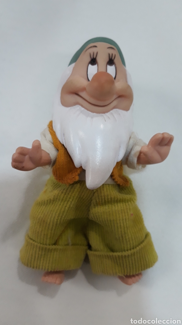 Mu&ntilde;ecas modernas: Enanito so&ntilde;ador de Simba Disney. - Foto 1