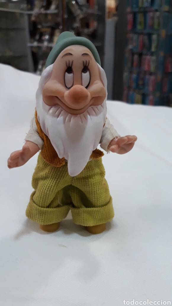 Mu&ntilde;ecas modernas: Enanito so&ntilde;ador de Simba Disney. - Foto 3
