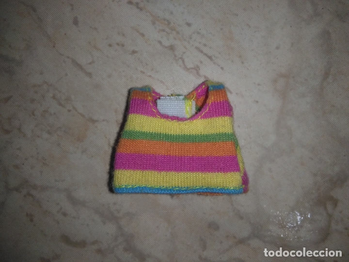 Mu&ntilde;ecas modernas: camisa top de mu&ntilde;eca tama&ntilde;o bratz - Foto 1