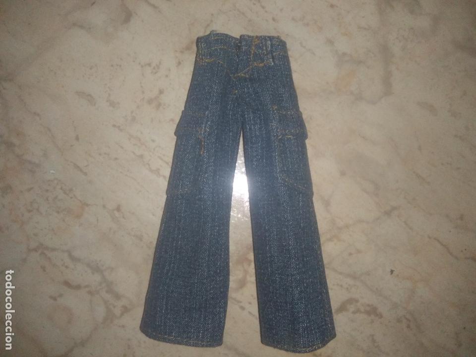 Mu&ntilde;ecas modernas: Pantal&oacute;n de mu&ntilde;eca bratz - Foto 3