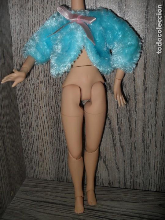 Mu&ntilde;ecas modernas: Abrigo para Mu&ntilde;eca Blythe - Foto 1