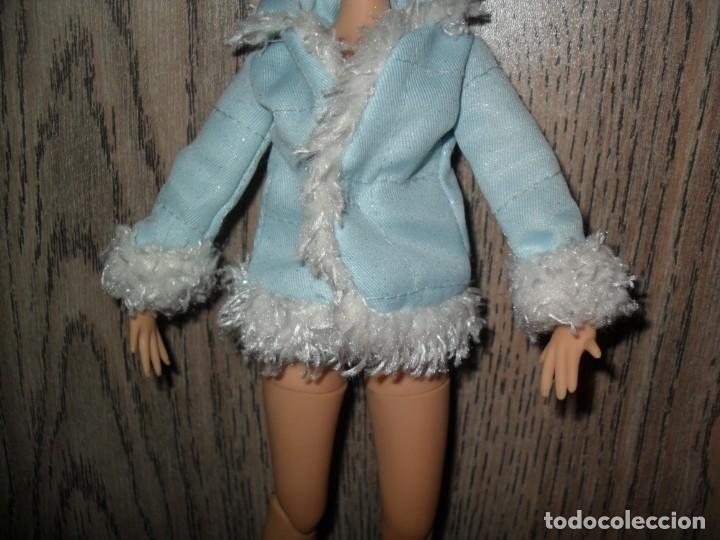 Mu&ntilde;ecas modernas: Abrigo CHAQUETA para Mu&ntilde;eca Blythe - Foto 1