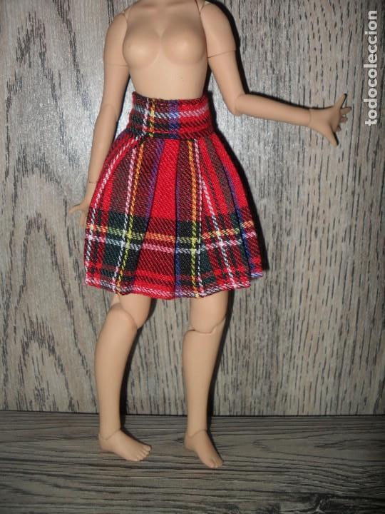 Mu&ntilde;ecas modernas: Falda para Mu&ntilde;eca Blythe Articulada - Foto 1
