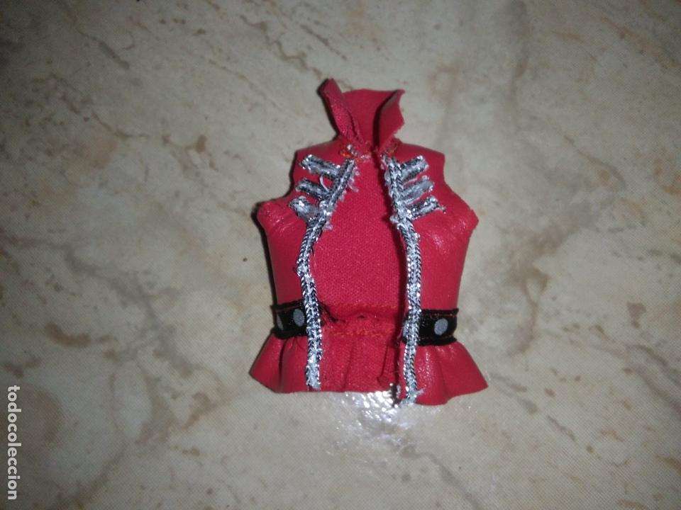 Mu&ntilde;ecas modernas: chaleco de mu&ntilde;eca monster high - Foto 1