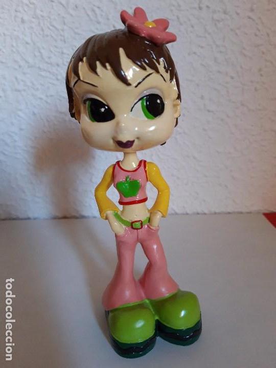 Mu&ntilde;ecas modernas: Figura de decoracion bratz - Foto 1