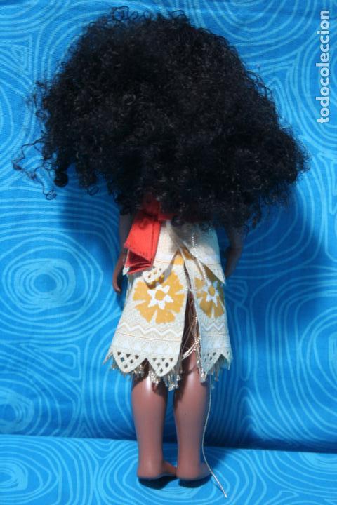 Mu&ntilde;ecas modernas: MU&Ntilde;ECA VAIANA DE DISNEY STORE - Foto 3