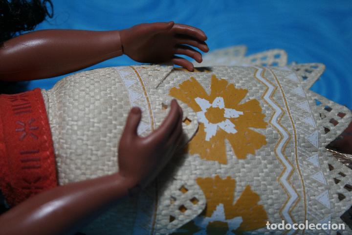 Mu&ntilde;ecas modernas: MU&Ntilde;ECA VAIANA DE DISNEY STORE - Foto 4
