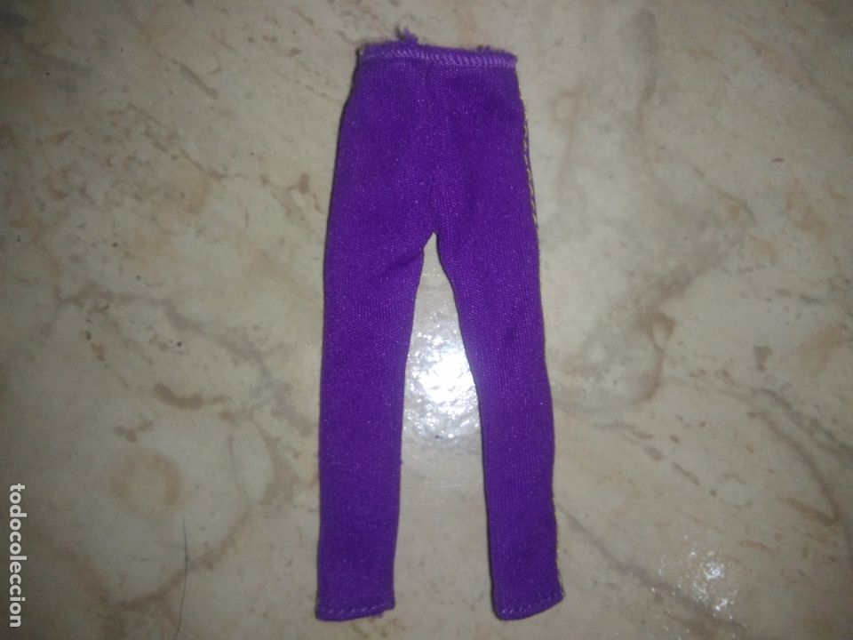 Mu&ntilde;ecas modernas: pantalon para mu&ntilde;eca bratz - Foto 1