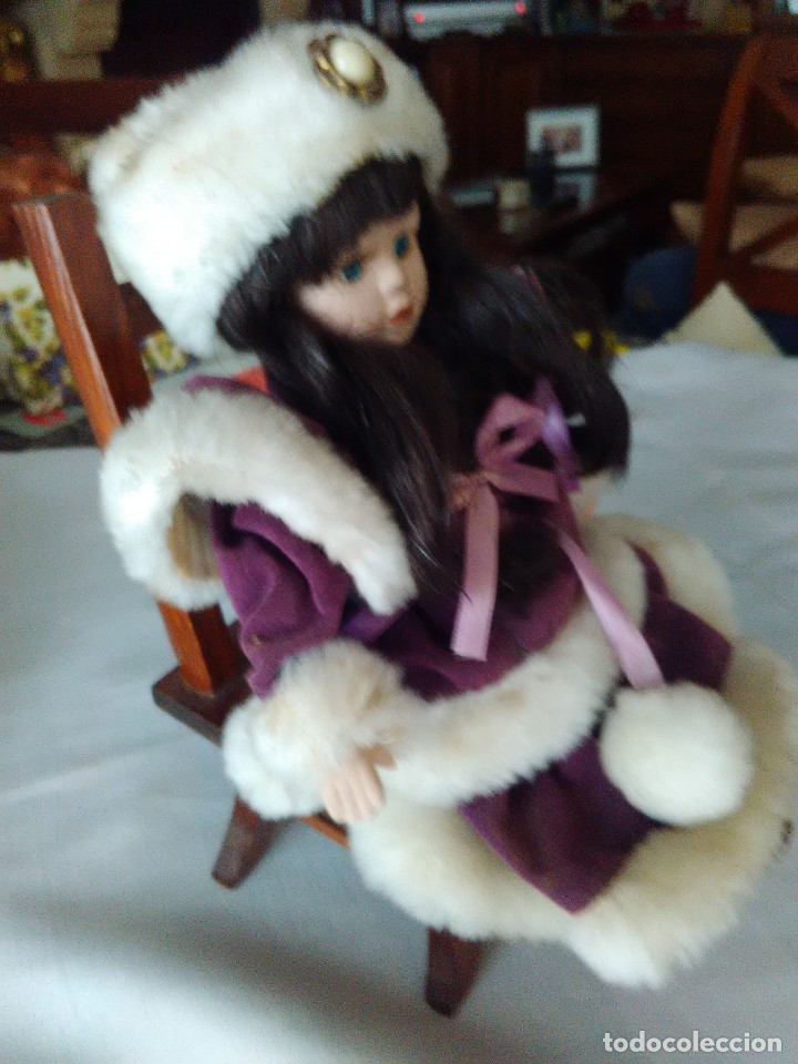 Mu&ntilde;ecas modernas: MU&Ntilde;ECA CON SILLA - Foto 2