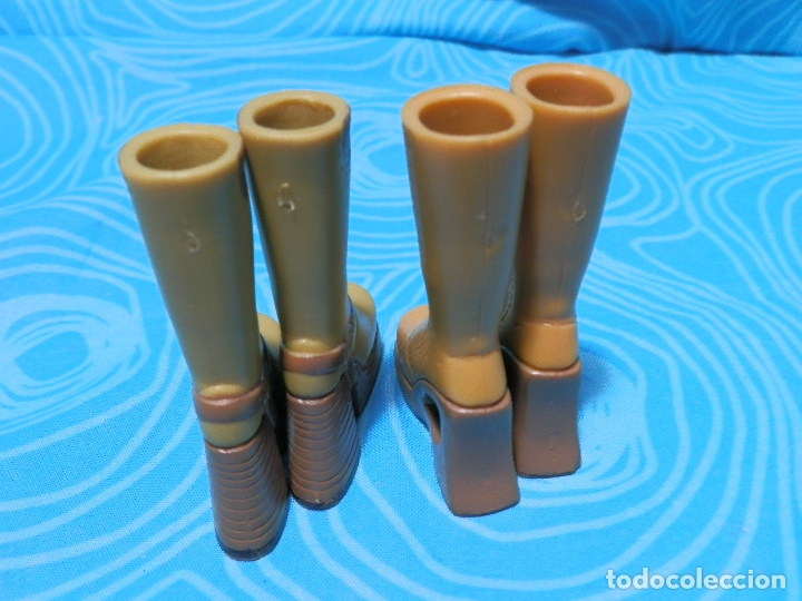 Mu&ntilde;ecas modernas: LOTE DOS PARES BOTAS BRATZ - Foto 2