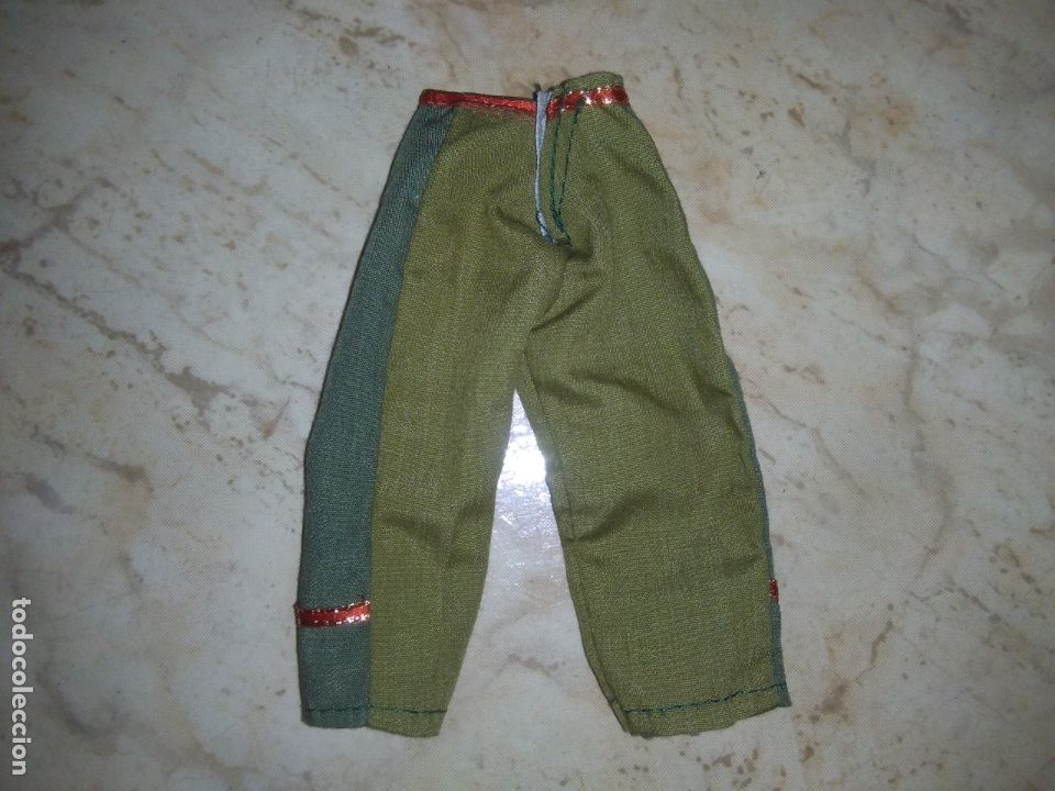 Mu&ntilde;ecas modernas: pantalon de mu&ntilde;eca bratz - Foto 2