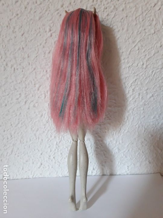 Mu&ntilde;ecas modernas: Monster High Rochelle Goyle - Foto 3