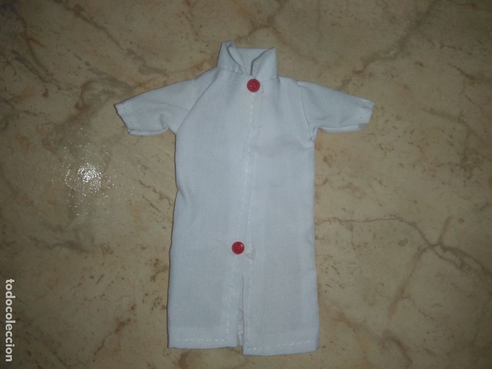 Mu&ntilde;ecas modernas: Bata tama&ntilde;o mu&ntilde;eca maniqu&iacute; - Foto 1