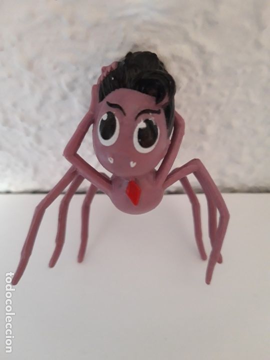 Mu&ntilde;ecas modernas: Mascota Monster High Operetta - Foto 1