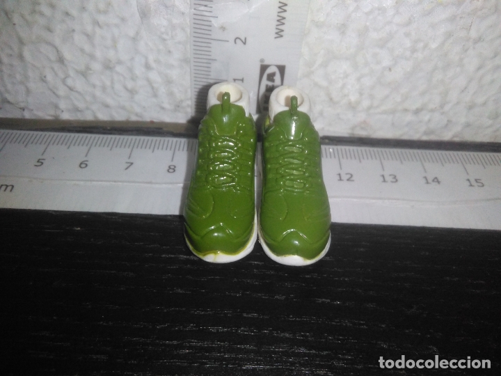 Mu&ntilde;ecas modernas: Zapatos de mu&ntilde;eca bratz  ncl - Foto 2