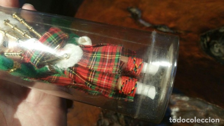 Mu&ntilde;ecas modernas: MU&Ntilde;ECO ESCOCES CON GAITA EN SU ESTUCHE CELULOIDE - Foto 4