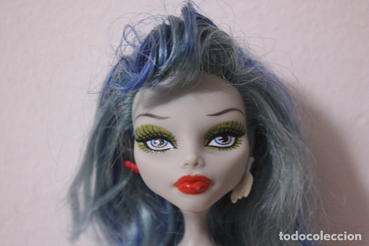 ghoulia yelps skull shores