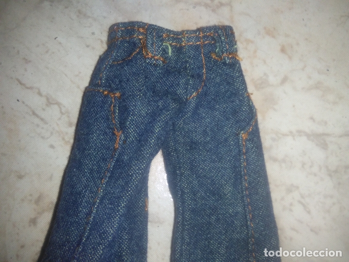 Mu&ntilde;ecas modernas: Pantalon de mu&ntilde;eco bratz chico - Foto 2