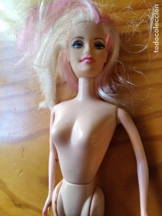 Mu&ntilde;ecas modernas: MU&Ntilde;ECA SIN MARCA TIPO BARBIE - - Foto 1