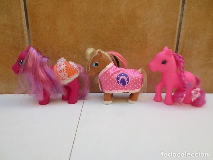 Mu&ntilde;ecas modernas: LOTE DE 16 PEQUE&Ntilde;OS PONYS . - Foto 3
