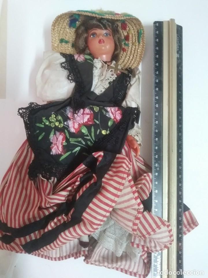 Mu&ntilde;ecas modernas: mu&ntilde;eca con traje tradicional - Foto 3