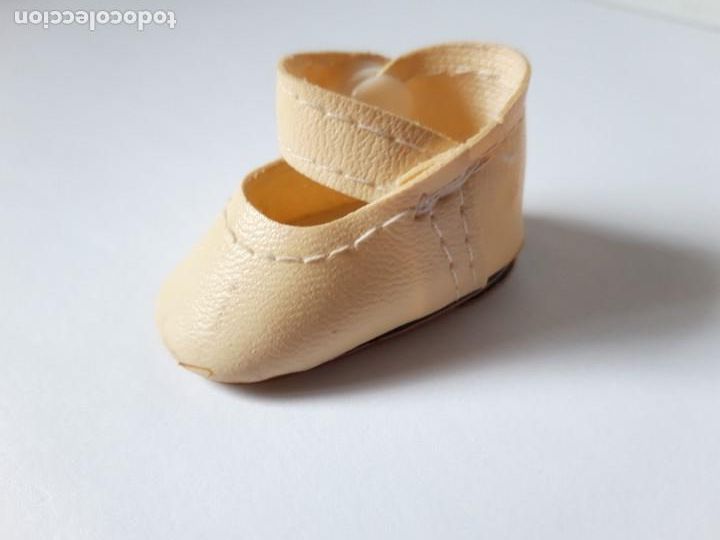 Mu&ntilde;ecas modernas: Zapato desparejado Mu&ntilde;eca - Foto 2