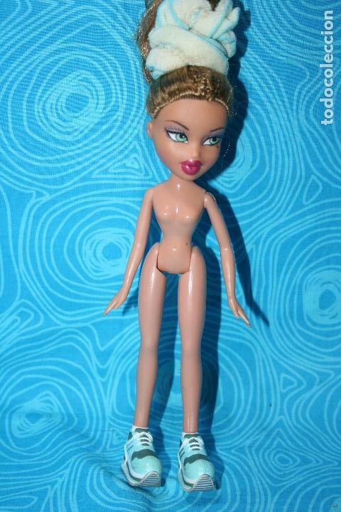 Mu&ntilde;ecas modernas: MU&Ntilde;ECA BRATZ 2001 - Foto 4