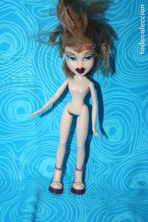 Mu&ntilde;ecas modernas: MU&Ntilde;ECA BRATZ MGA 2001 - Foto 4