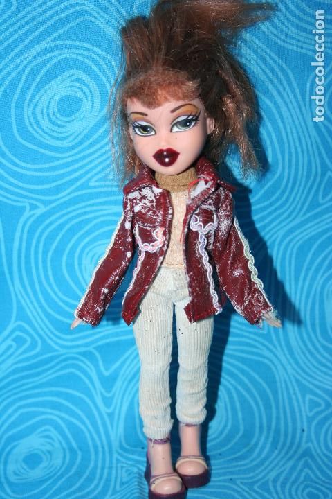 Mu&ntilde;ecas modernas: MU&Ntilde;ECA BRATZ MGA 2001 - Foto 9