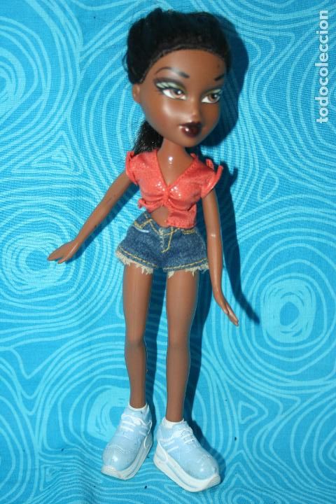 Mu&ntilde;ecas modernas: MU&Ntilde;ECA BRATZ MGA 2001 - Foto 1