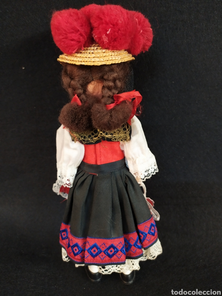 Mu&ntilde;ecas modernas: Mu&ntilde;eca, Molls trachten puppen. Mu&ntilde;eca de celuliode. - Foto 4