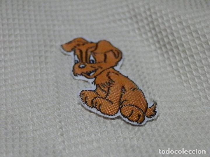 Mu&ntilde;ecas modernas: CHAQUETA SIN MARCA PARA MU&Ntilde;ECA CON CIERRE EN ESPALDA - Foto 3