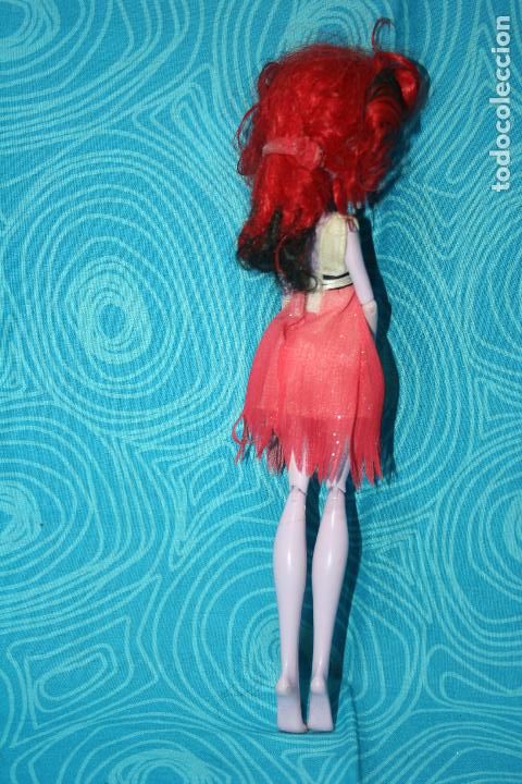 Mu&ntilde;ecas modernas: MU&Ntilde;ECA MONSTER HIGH OPERETTA 2011 - Foto 2