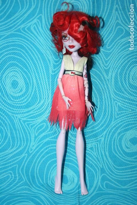 Mu&ntilde;ecas modernas: MU&Ntilde;ECA MONSTER HIGH OPERETTA 2011 - Foto 9