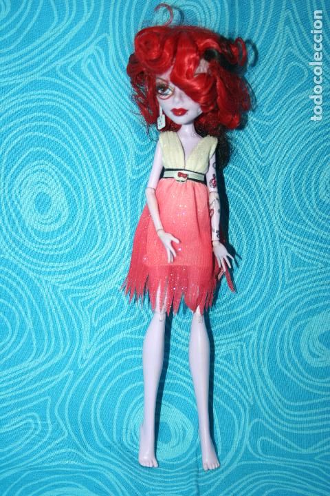 Mu&ntilde;ecas modernas: MU&Ntilde;ECA MONSTER HIGH OPERETTA 2011 - Foto 1