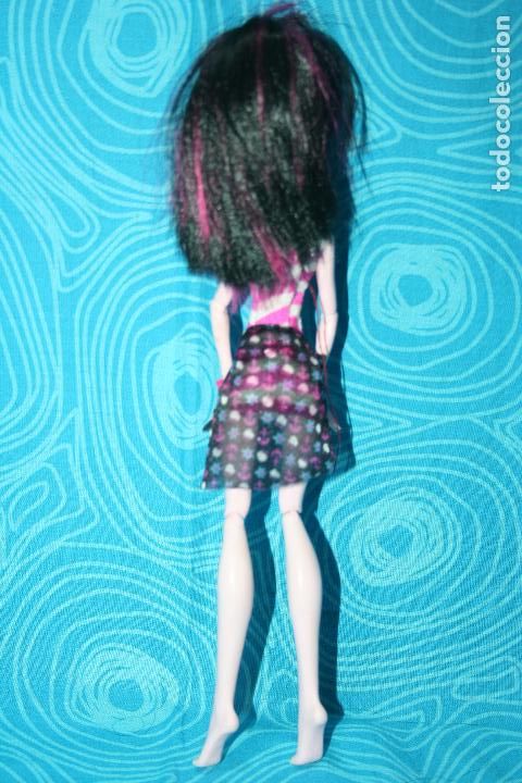 Mu&ntilde;ecas modernas: MU&Ntilde;ECA MONSTER HIGH DRACULAURA 2008 - Foto 3