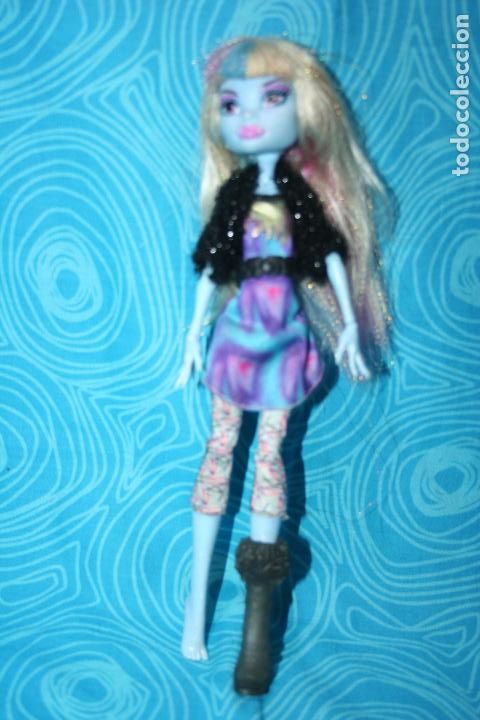 Mu&ntilde;ecas modernas: MU&Ntilde;ECA MONSTER HIGH ABBEY BOMINABLE 2010 - Foto 9