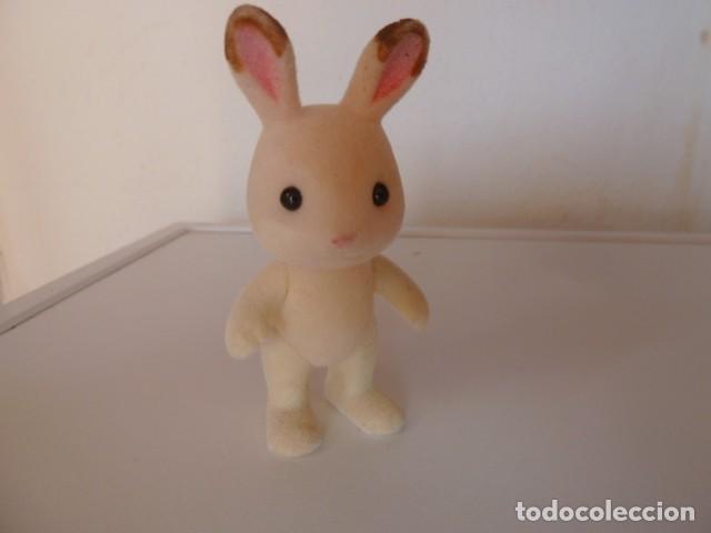 Mu&ntilde;ecas modernas: Sylvanian conejito chocolate - Foto 4