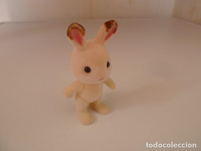 Mu&ntilde;ecas modernas: Sylvanian conejito chocolate - Foto 6