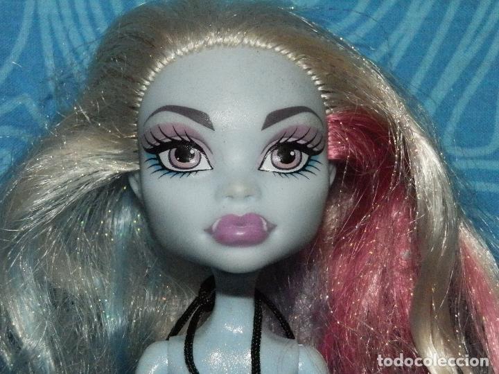 Mu&ntilde;ecas modernas: MU&Ntilde;ECA MONSTER HIGH ABBEY BOMINABLE 2010 - Foto 1