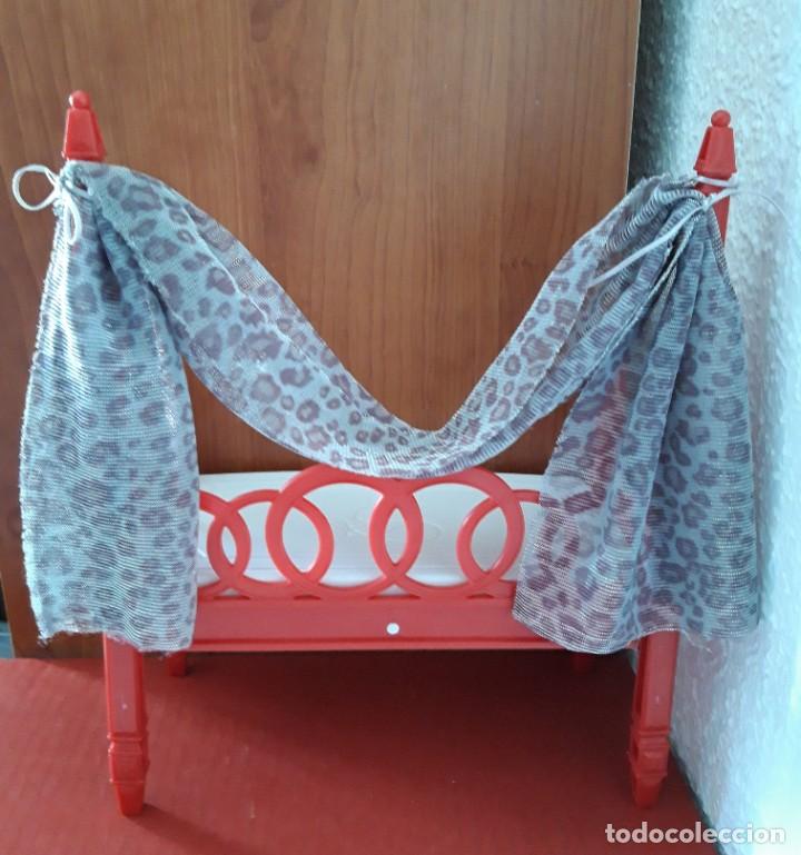 Mu&ntilde;ecas modernas: Cama Bratz World - Foto 2