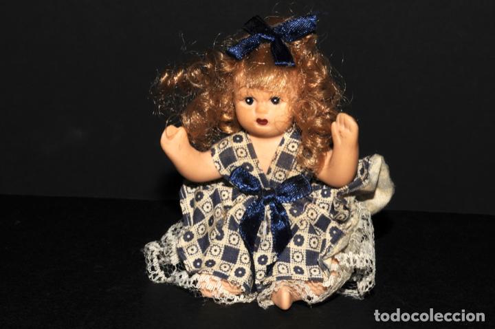 Mu&ntilde;ecas modernas: ANTIGUA MU&Ntilde;ECA EN TERRACOTA - Foto 1