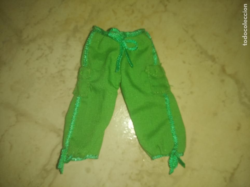 Mu&ntilde;ecas modernas: Pantalon de mu&ntilde;eca bratz - Foto 1