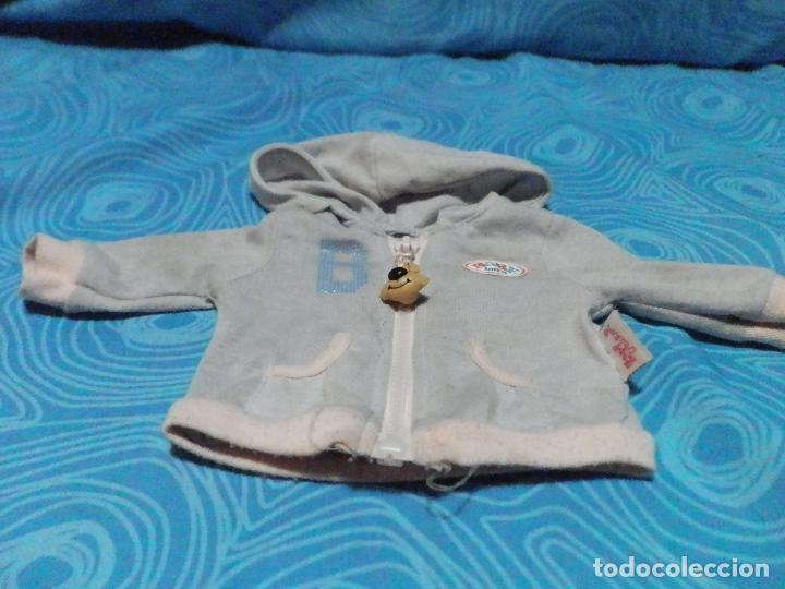 Mu&ntilde;ecas modernas: CHAQUETA CON CAPUCHA ORIGINAL BABYN BORN - Foto 1