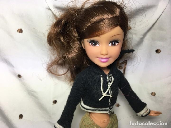 Mu&ntilde;ecas modernas: MU&Ntilde;ECA BOOTLEG BRATZ - Foto 2