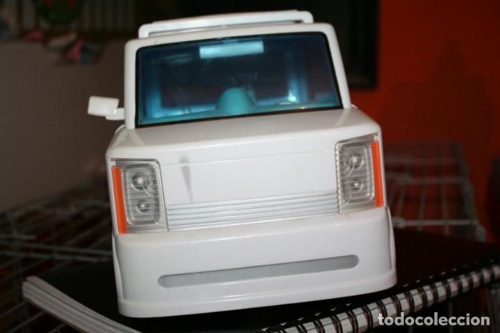 Mu&ntilde;ecas modernas: coche 2009 mu&ntilde;ecas tm bratz ? - Foto 2