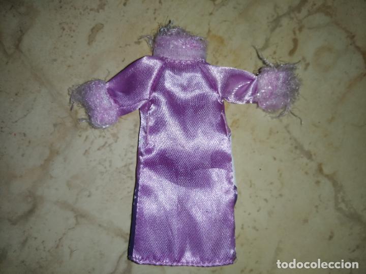 Mu&ntilde;ecas modernas: Chaqueta para mu&ntilde;eca tama&ntilde;o Bratz - Foto 2