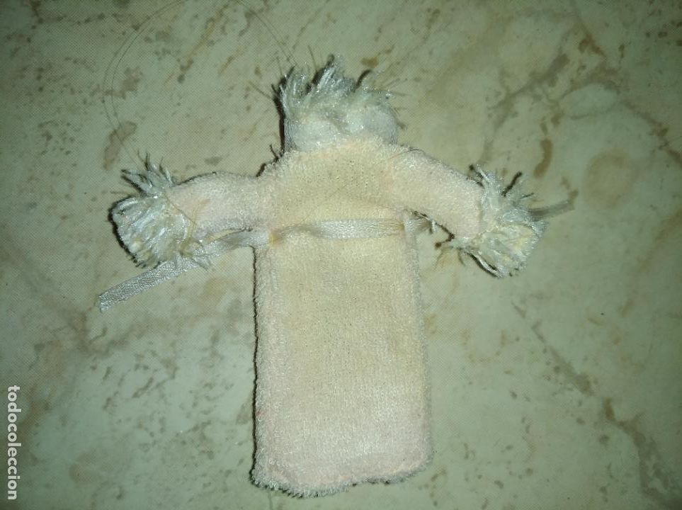 Mu&ntilde;ecas modernas: Chaqueta abrigo para mu&ntilde;eca mini bratz - Foto 2